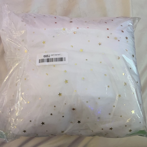 NWT White tulle dress with gold stars detail - Picture 11 of 12